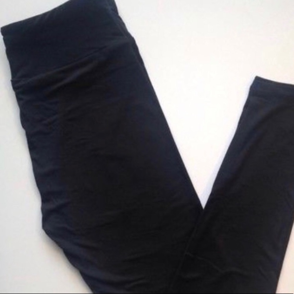 Lularoe Black OS leggings